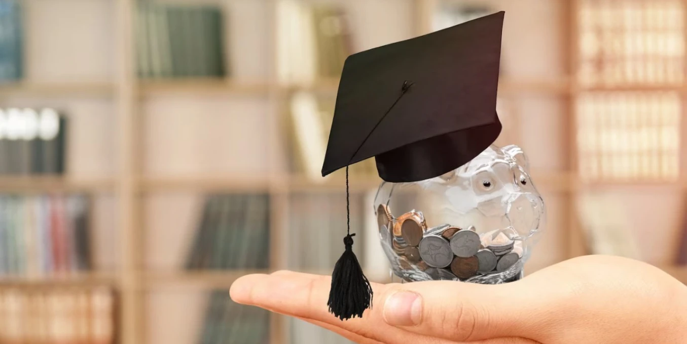 International Education Loan vs Domestic Loan Unipay